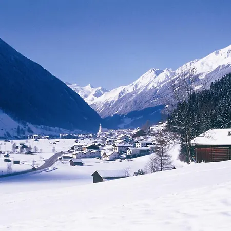 Hotel Almrausch Neustift im Stubaital