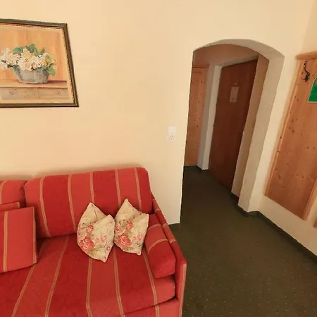 Almrausch Hotel 3*
