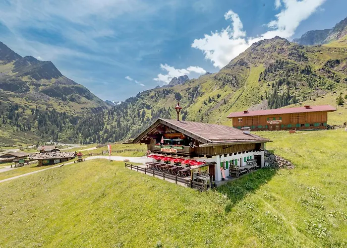 Almrausch Hotel Neustift im Stubaital